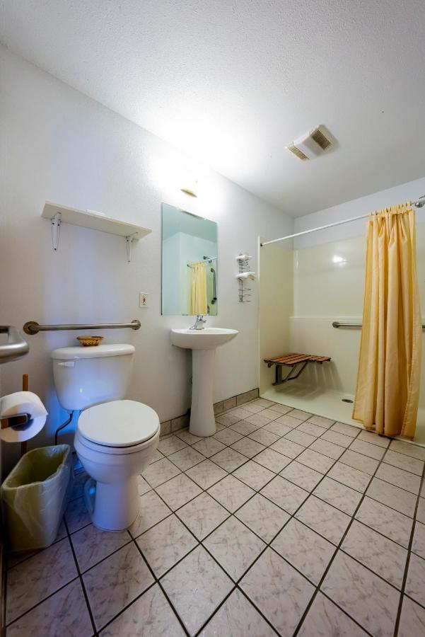 Oyo Riverside Inn John Day Or מראה חיצוני תמונה