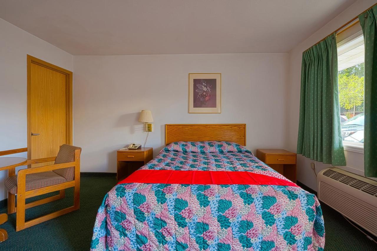 Oyo Riverside Inn John Day Or מראה חיצוני תמונה